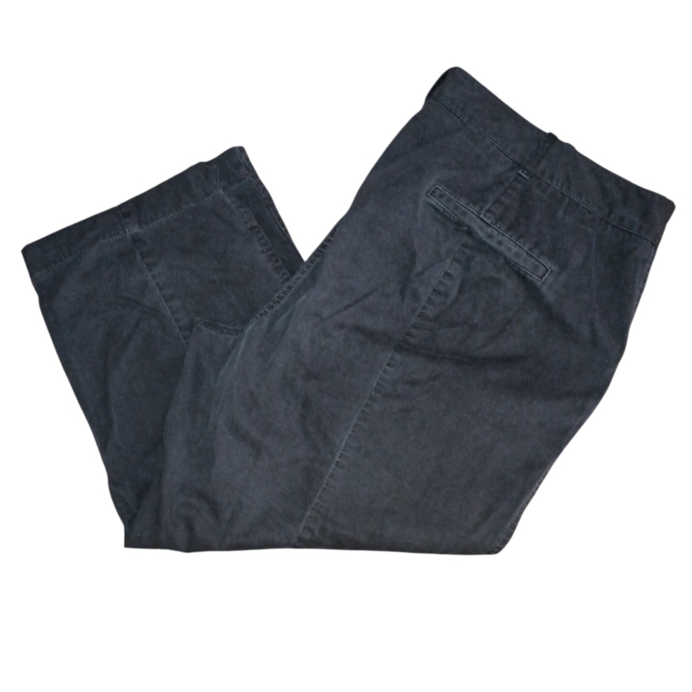 Talbots Black/Gray Signature Capris Size 16